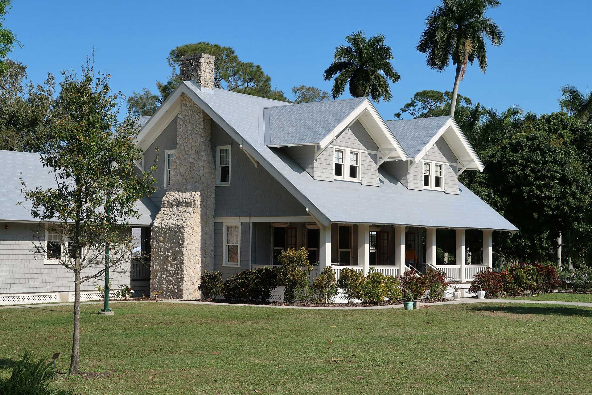 colonial style home